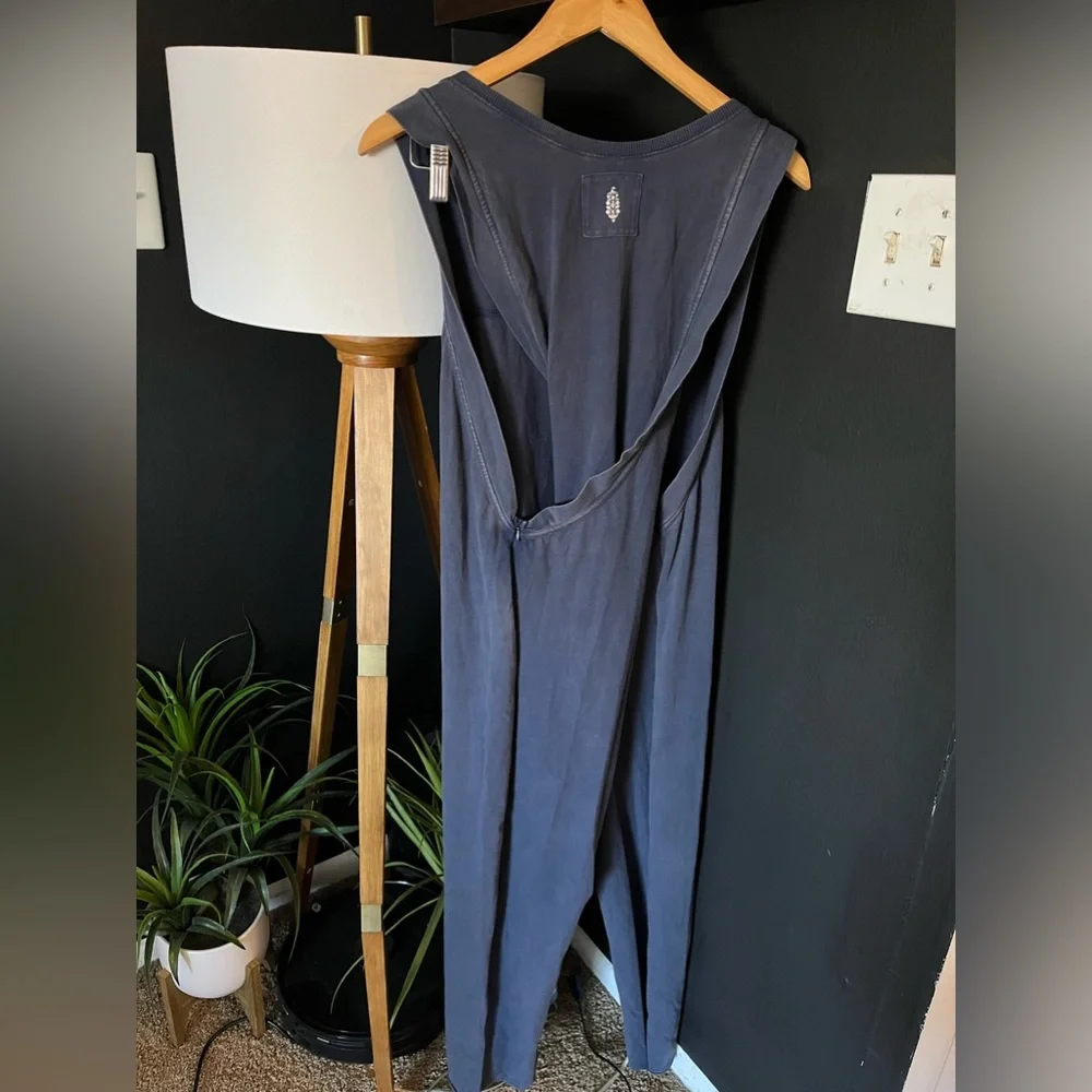NWT FREE PEOPLE MOVEMENT Hot Shot Twisted Onesie In Supernova MSRP $80 - Picture 8 of 10